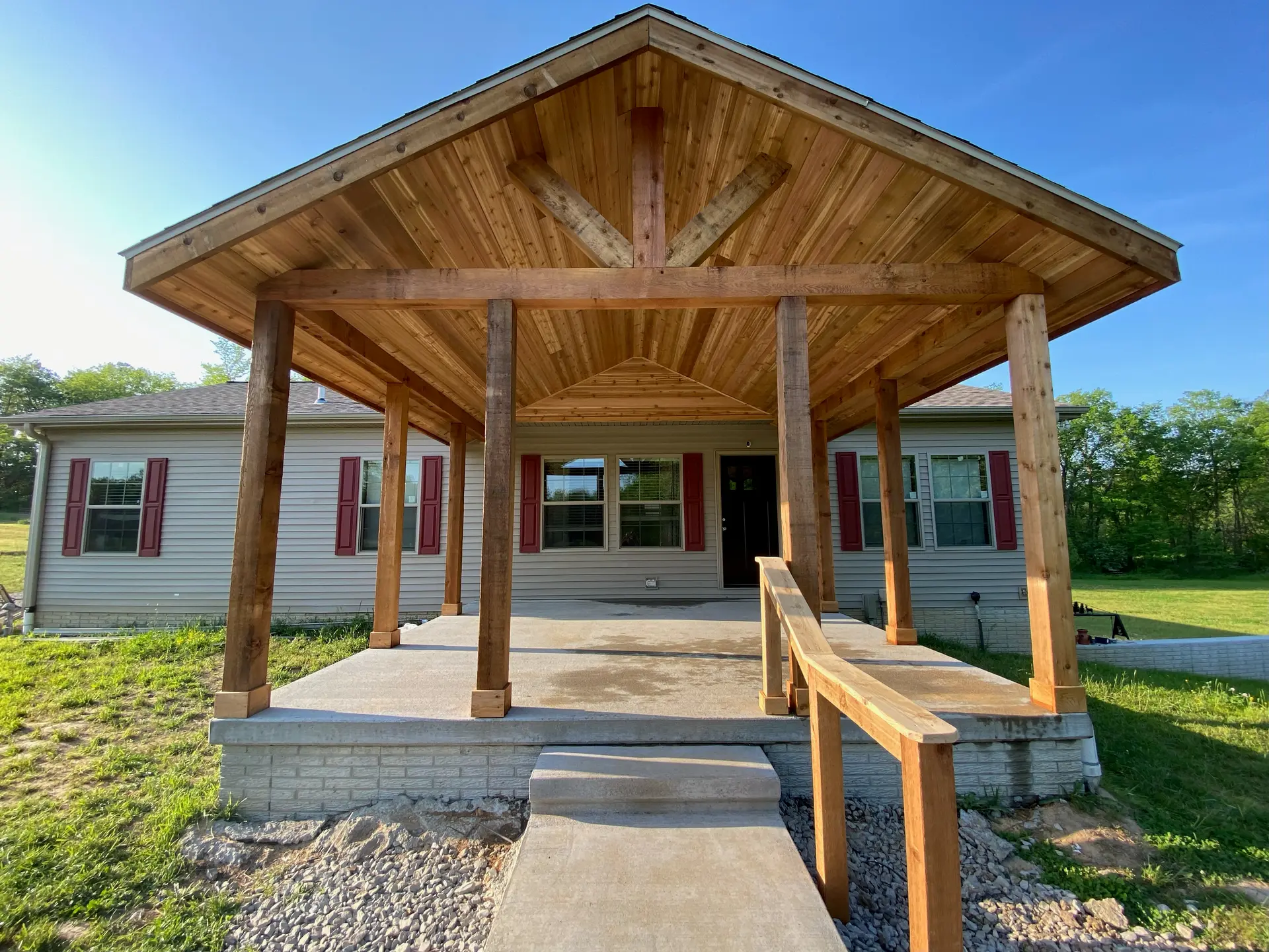 Stone & Lap Siding Build